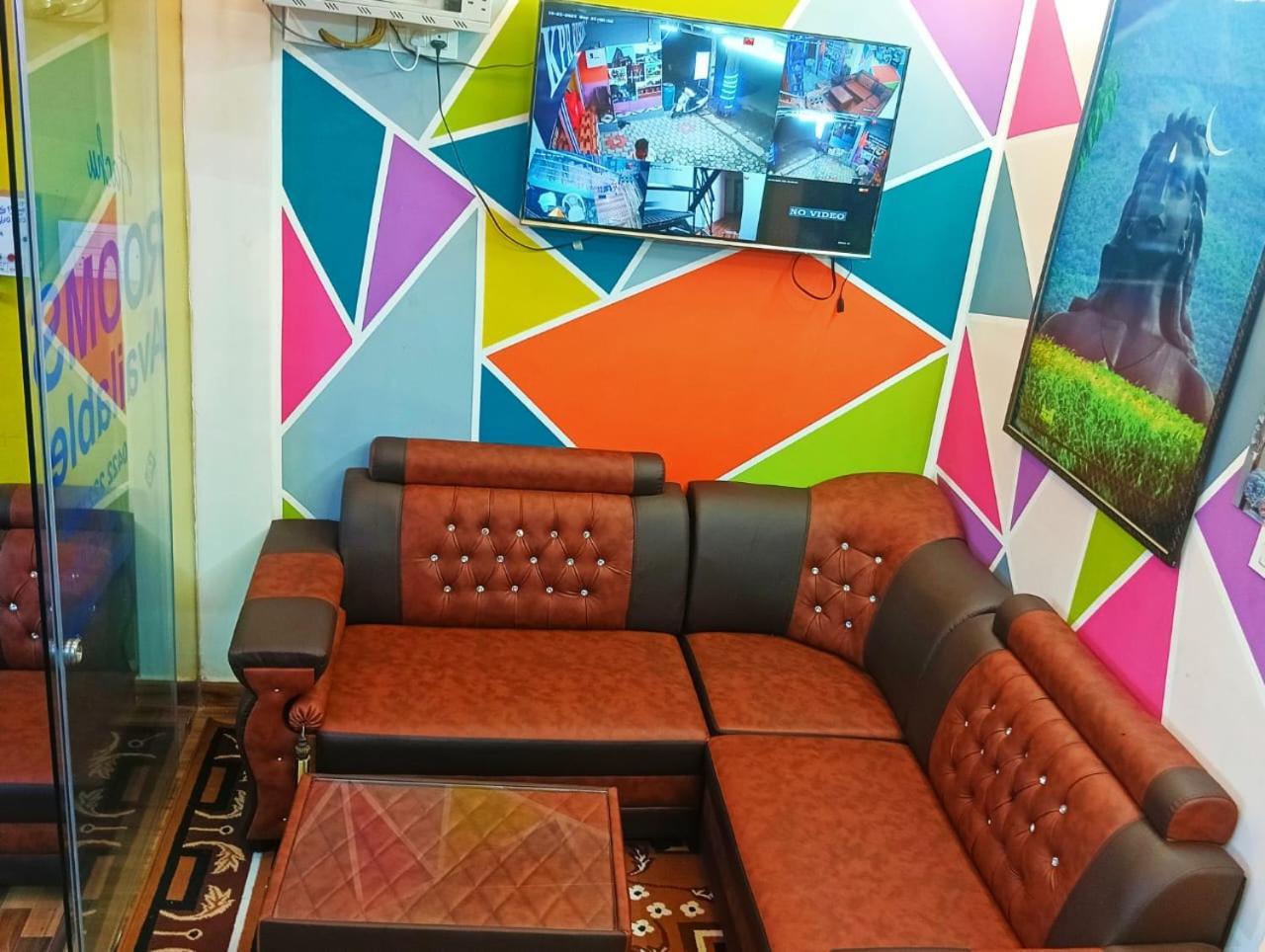 Kpr Residency Near Isha - Adiyogi Hotell Alāndurai Exteriör bild