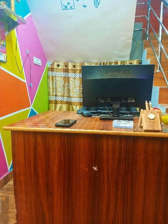 Kpr Residency Near Isha - Adiyogi Hotell Alāndurai Exteriör bild